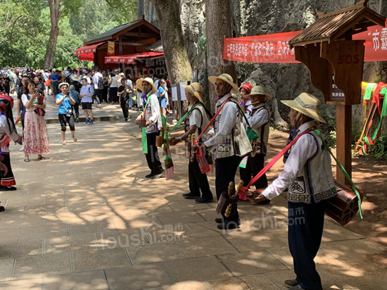 昆明楼市调控会加码吗？石林会出现限购限贷的情况吗？现在买吗？