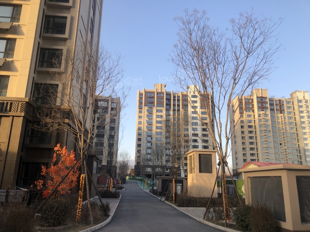 兰顿庄园后又一升级产品,也是京盛地产在怀来沙城打造的新地标建筑,在